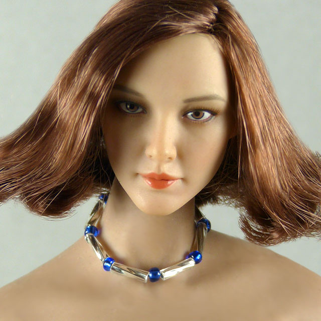 Nouveau Toys 1/6 Scale Female Silver Blue Mini Necklace